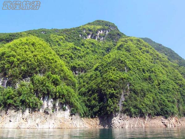 芙蓉江景點(diǎn)之&ldquo;青蟒過江&rdquo;