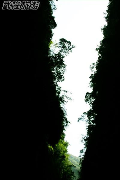 芙蓉江景點之“一線天”