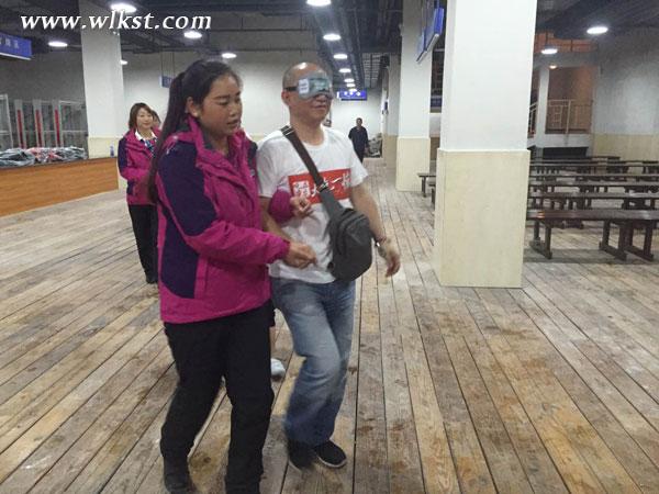 大吃一驚 牛人仙女山零下5℃吃火鍋挑戰冰火兩重天