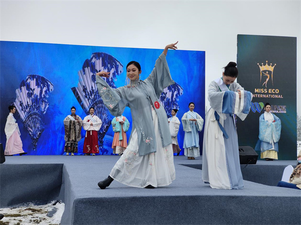 環球小姐漢服走秀