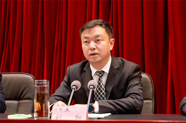 區(qū)政府副區(qū)長，度假區(qū)黨工委書記、管委會主任劉印講話