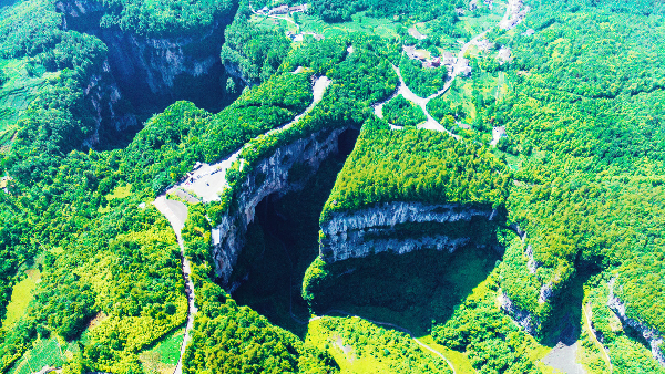 武隆旅游歡迎您！共賞世界遺產，同游人間仙境
